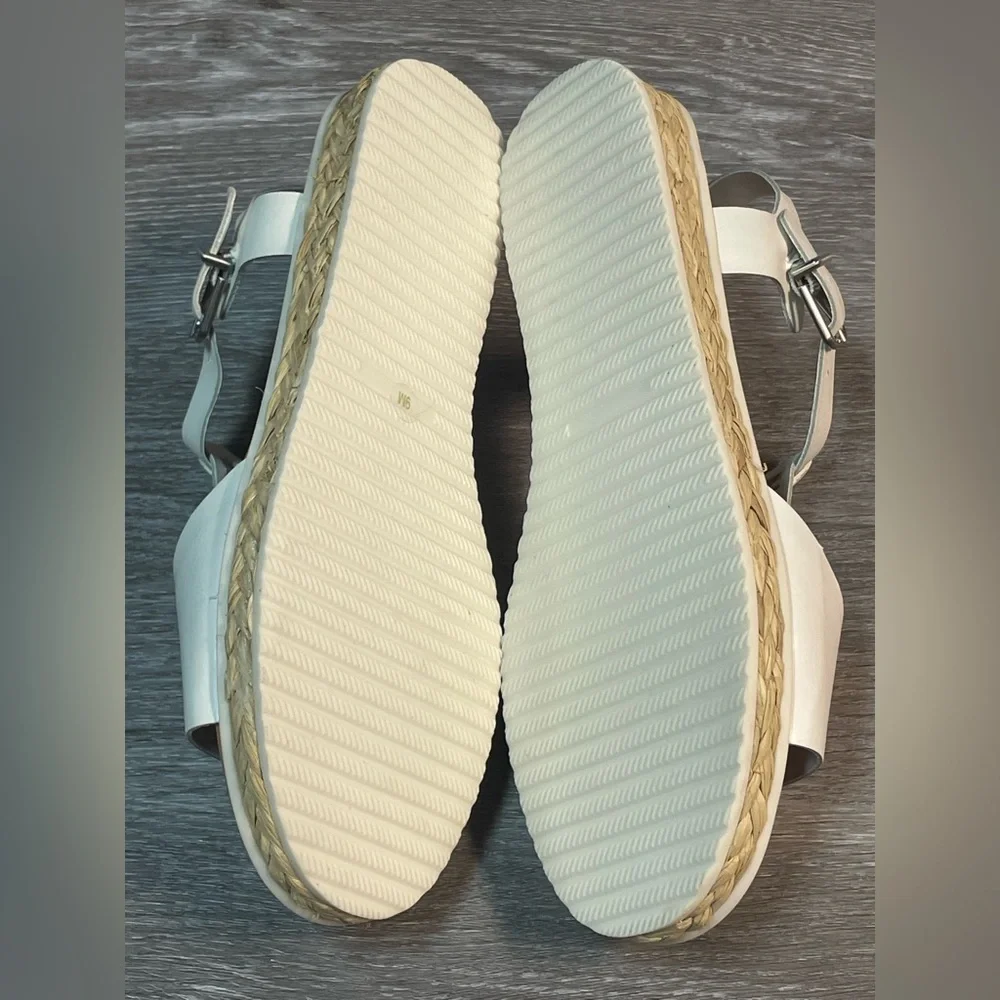 NWOT - Gianni Bini White Women’s Leather Espadrille Sandals Size 9M 1” Heel - Picture 9 of 10